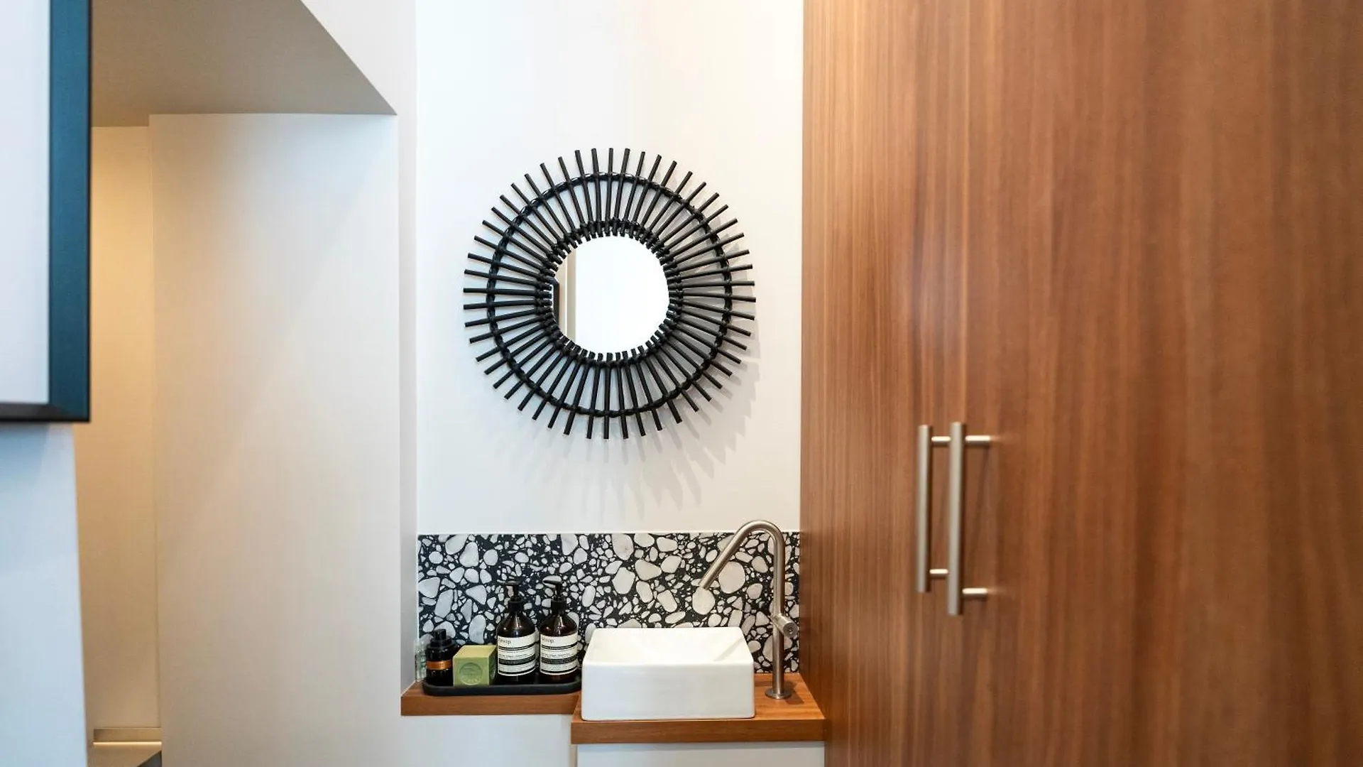 Stylish Flat Close To Louvre & Palais-royal * Paris