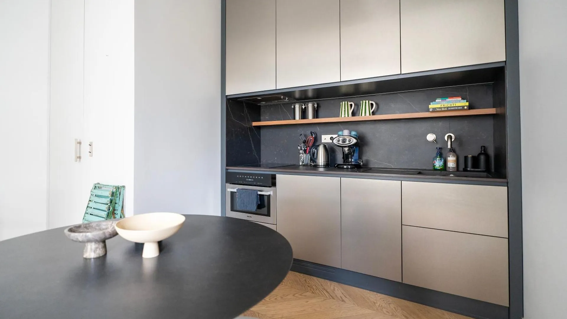 Stylish Flat Close To Louvre & Palais-royal Lejlighed *