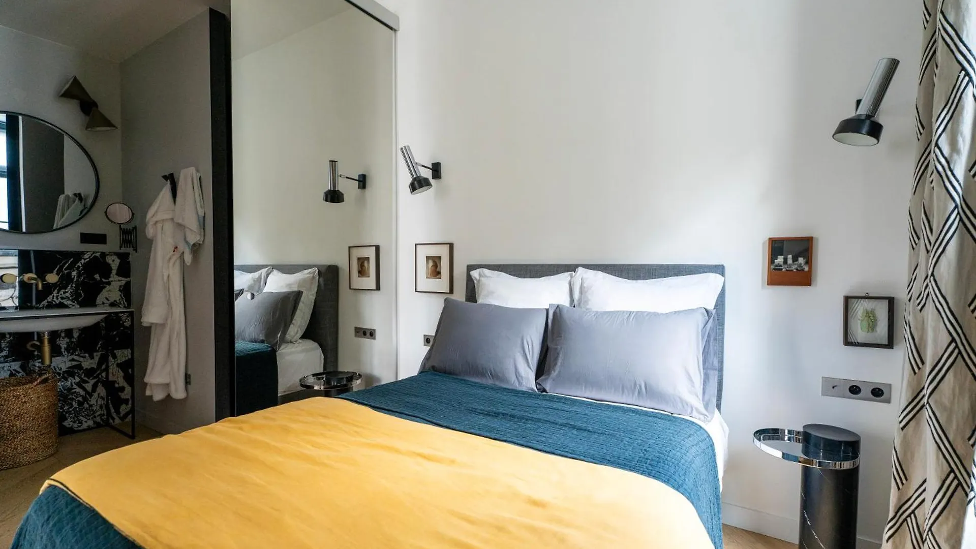 Stylish Flat Close To Louvre & Palais-royal Paris